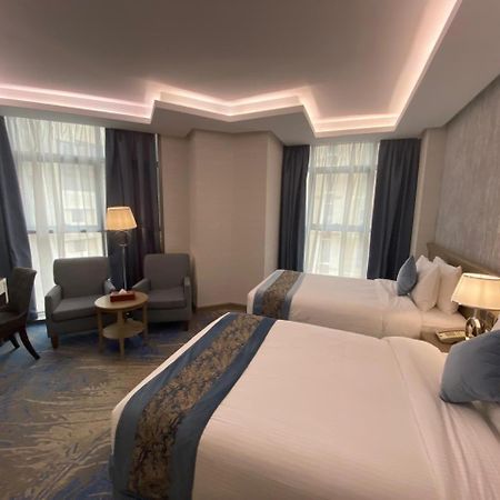Valy Hotel Медина Экстерьер фото